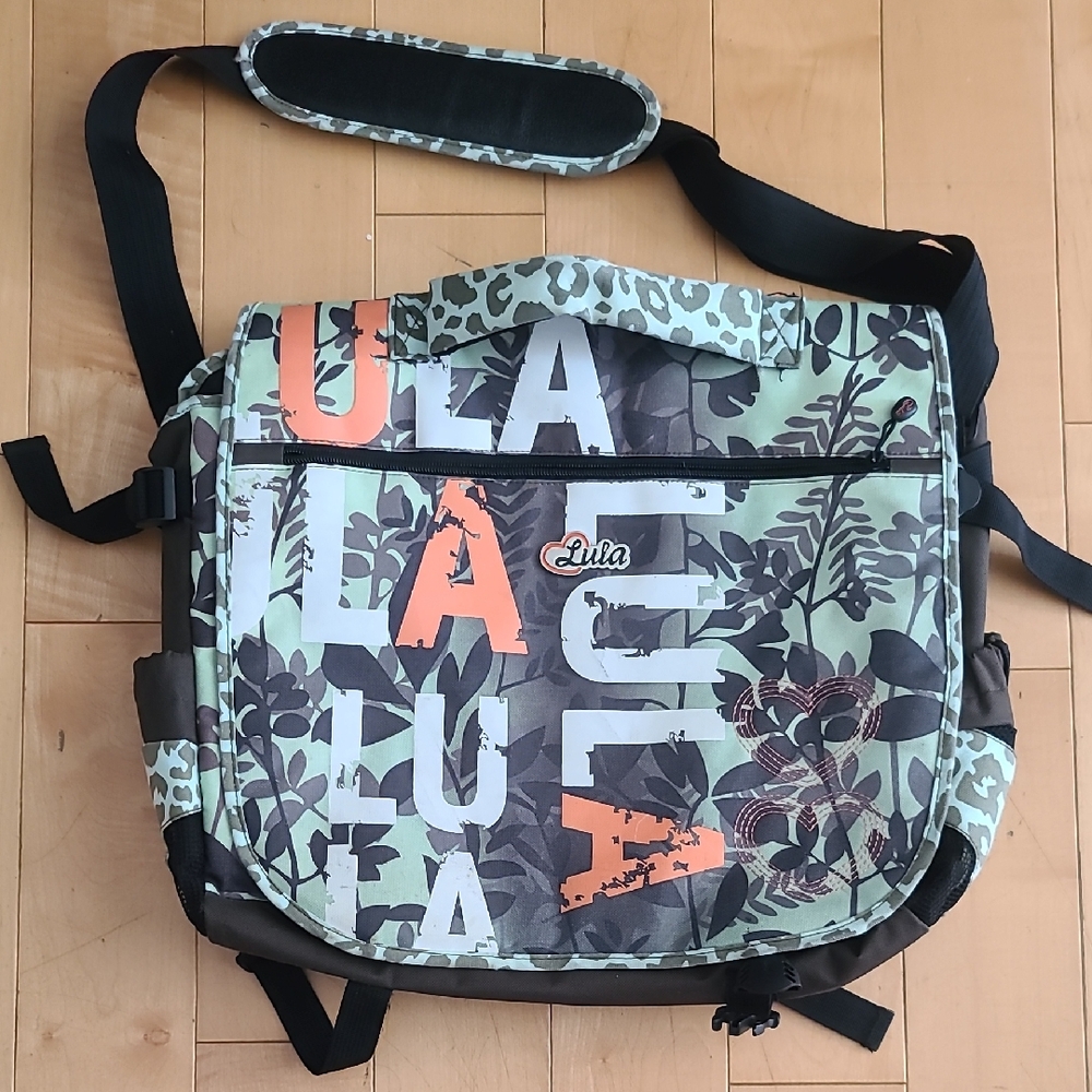 Lula Women's Laptop Messenger Bag